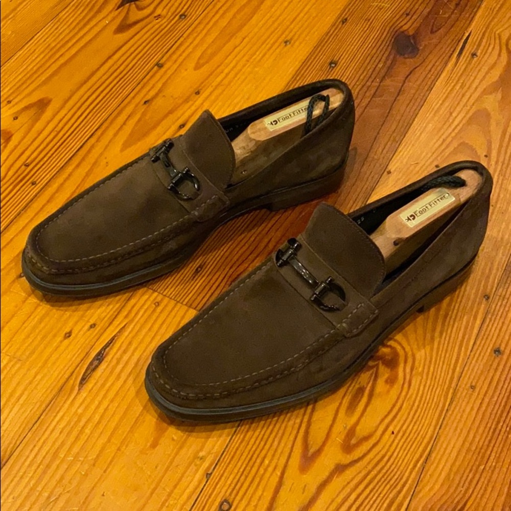 Men’s Ferragamo suede loafers - size 11 - Brown